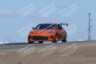 media/Oct-04-2025-OnGrid (Sat) [[44bd565ffa]]/Red Group/Grapevine/